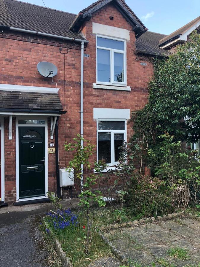Cannock House ~ 4 Bedrooms All With Ensuite. 루겔레이 외부 사진